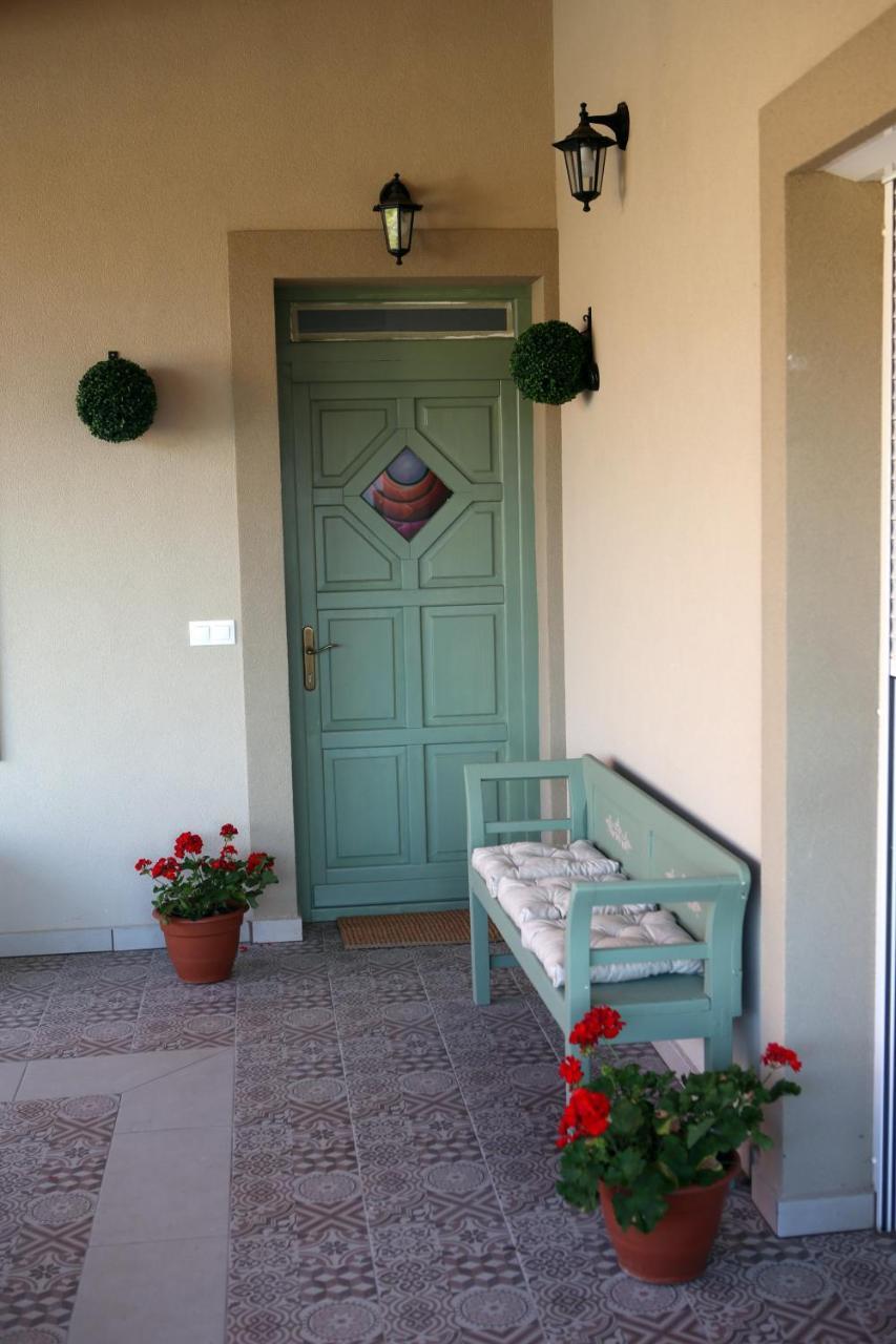 Apartamento A Zoldbiciklis Haz Egerszalók Exterior foto