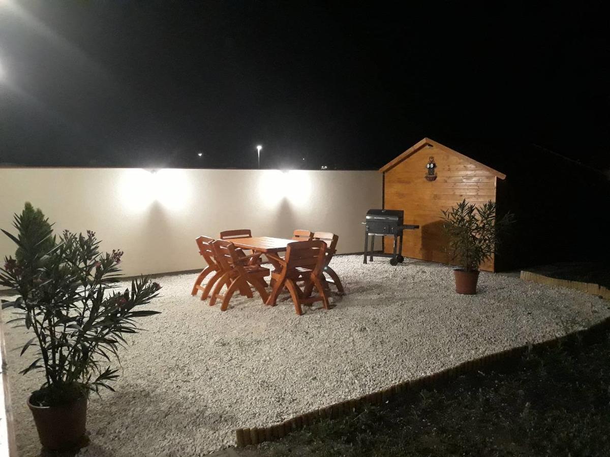 Apartamento A Zoldbiciklis Haz Egerszalók Exterior foto